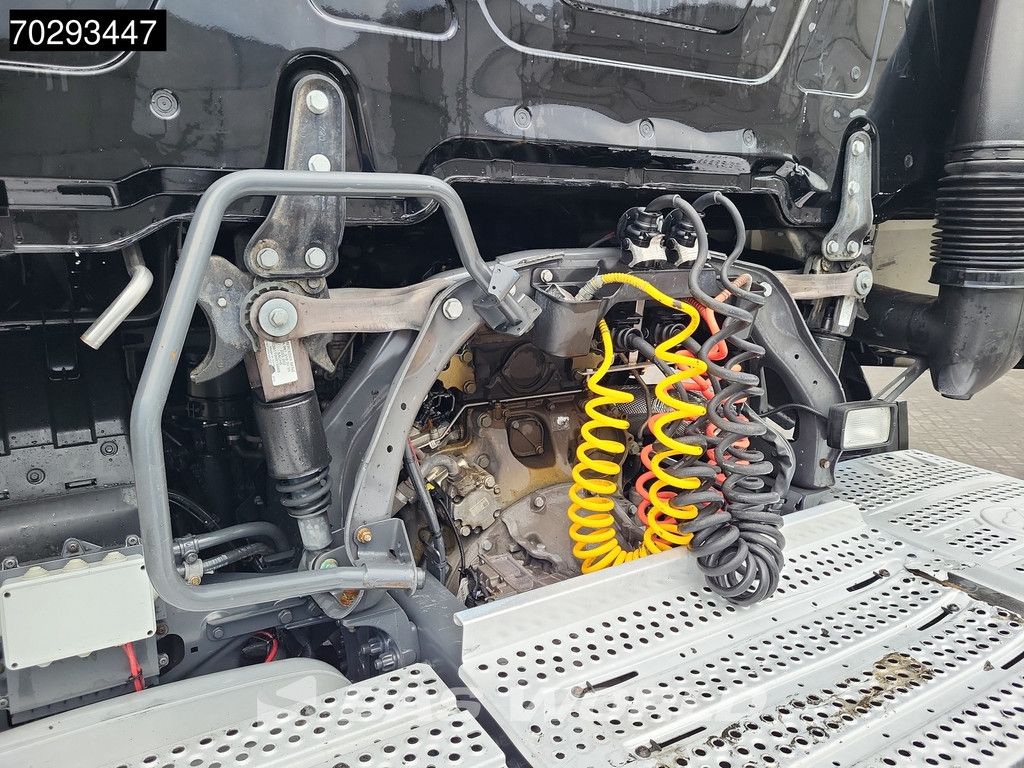 Mercedes Actros 1942 4X2 StreamSpace MP5 MirrorCam 2xTanks PPC Euro 6
