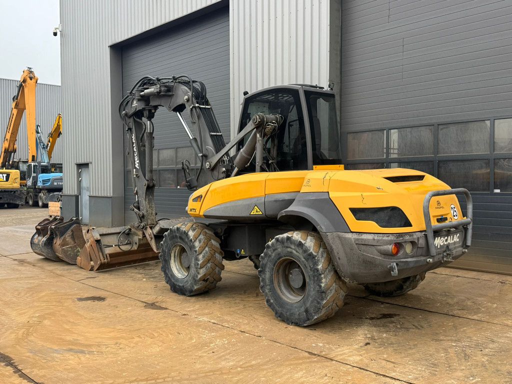 Mecalac 12MTX incl. 3 x bucket