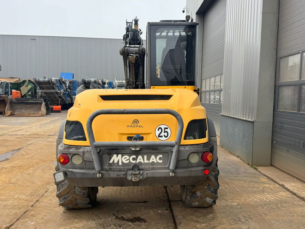 Mecalac 12MTX incl. 3 x bucket