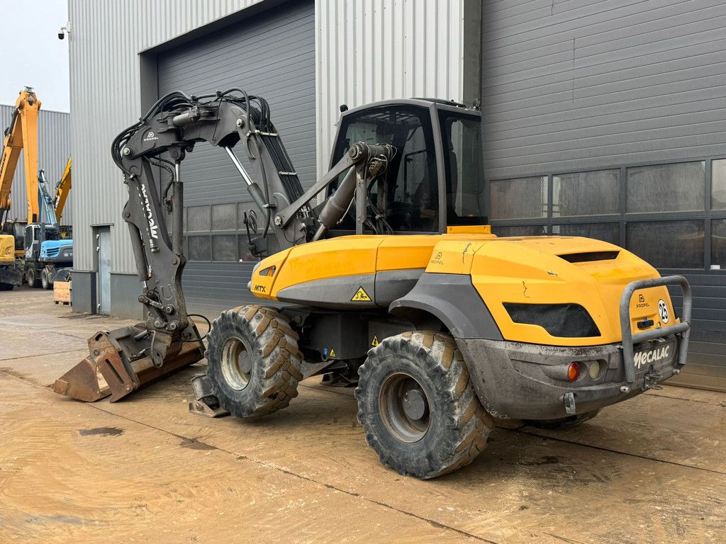 Mecalac 12MTX incl. 3 x bucket