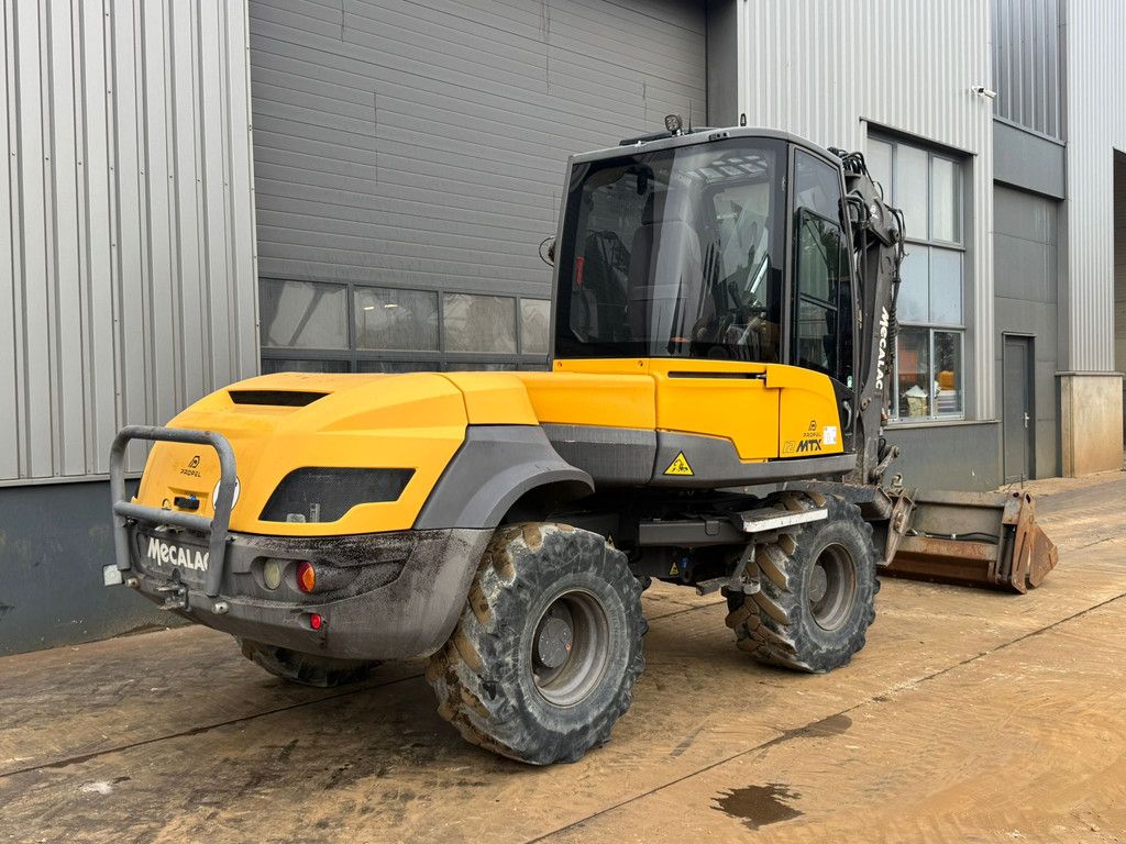 Mecalac 12MTX incl. 3 x bucket