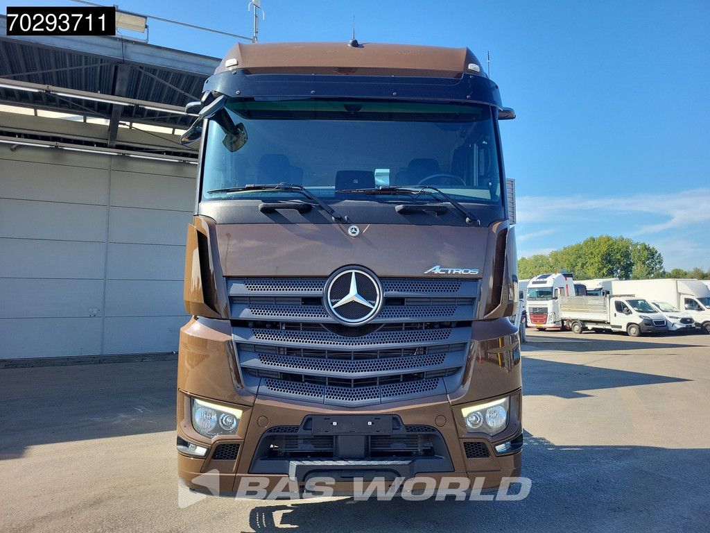 Mercedes Actros 1848 4X2 BigSpace Retarder 2x Tanks Standairco MirrorCam Navi ACC Euro 6