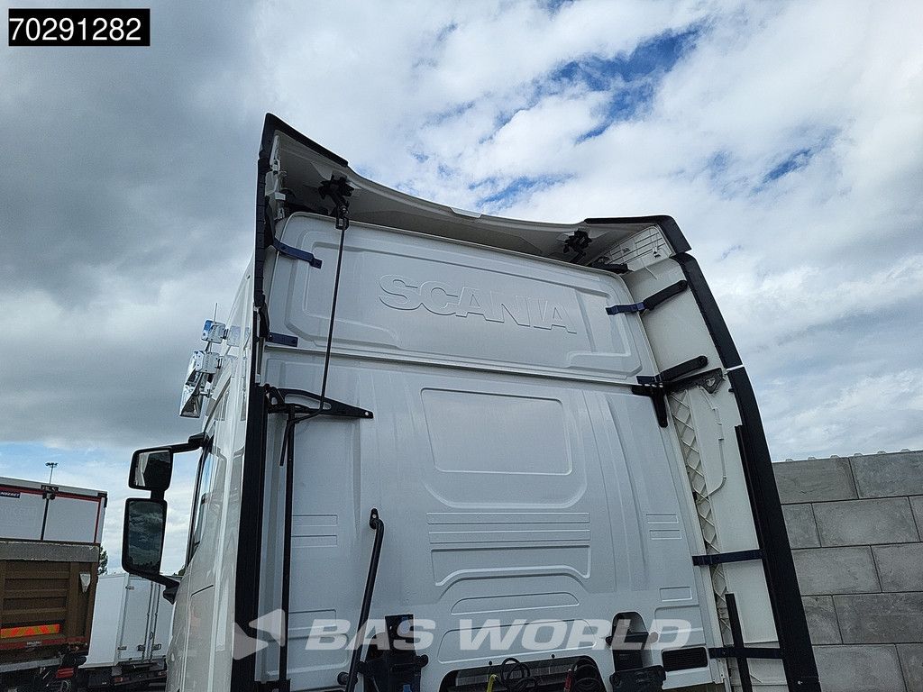 Scania R520 4X2 Low Mileage! Retarder Leder ACC Navi LED Euro 6