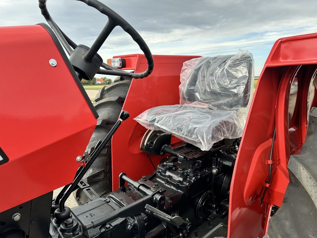 Massey-Ferguson 290