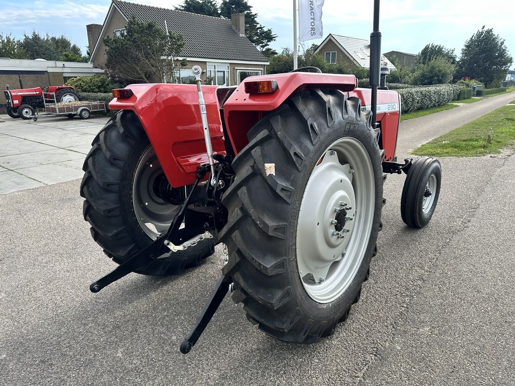 Massey-Ferguson 290