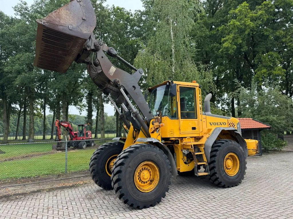 Volvo L90E Loader shovel