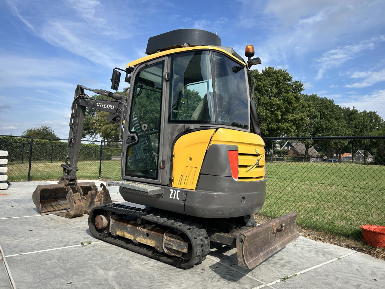 Zeer nette Volvo EC27 minigraver