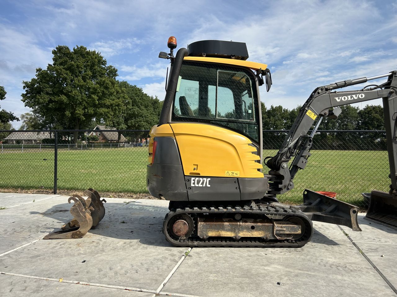 Zeer nette Volvo EC27 minigraver