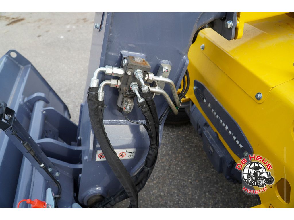 Eurotrac TH25.6