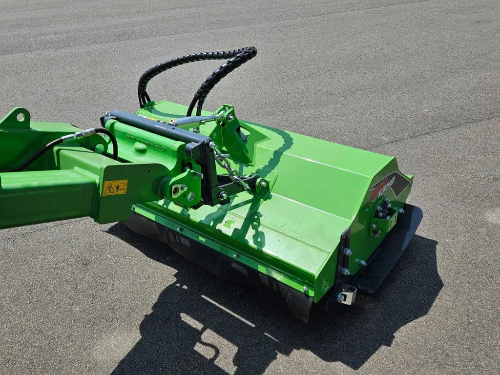 Avant 1350 Klepelmaaier
