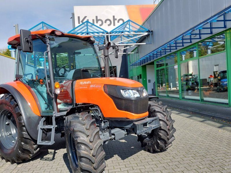 Kubota M4-073 CAB