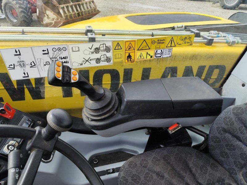 New Holland TH6.36
