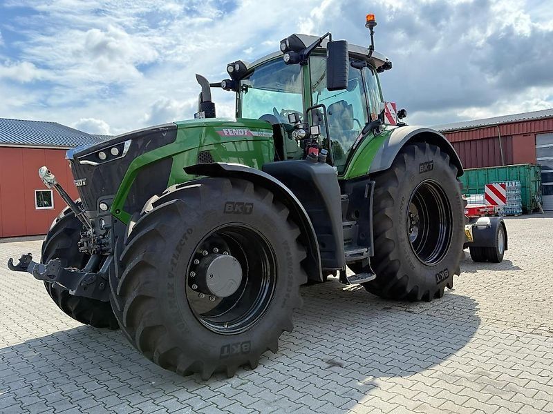 Fendt 936 GEN 6, Bereifung neuwertig