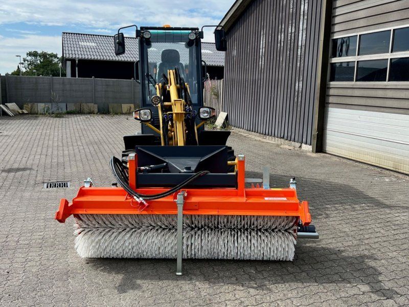 MAN 2325E Snowline