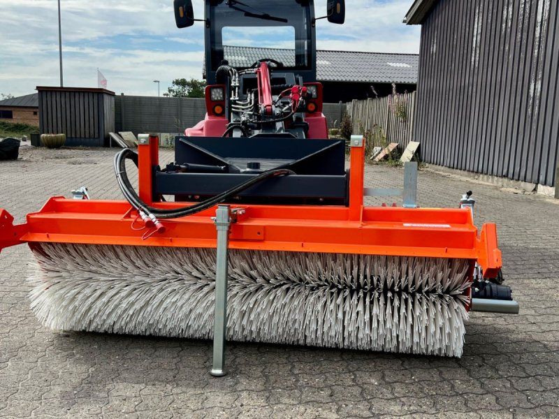 MAN 840 Snowline