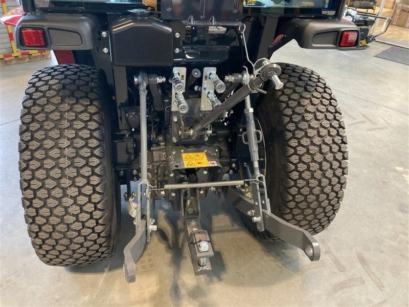 Massey Ferguson 1740 HC