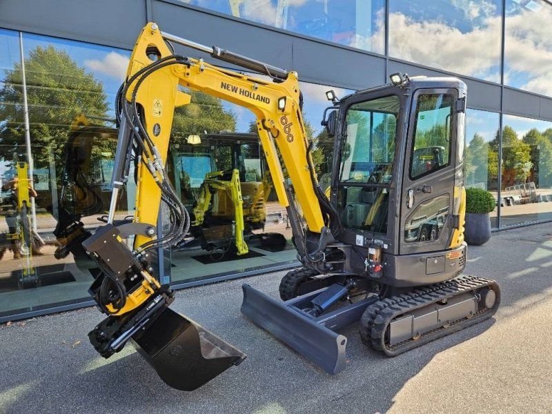 New Holland E 26 C
