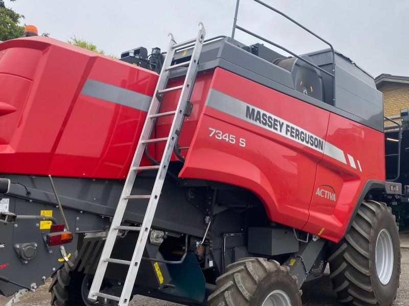 Massey Ferguson Activa 7345 S