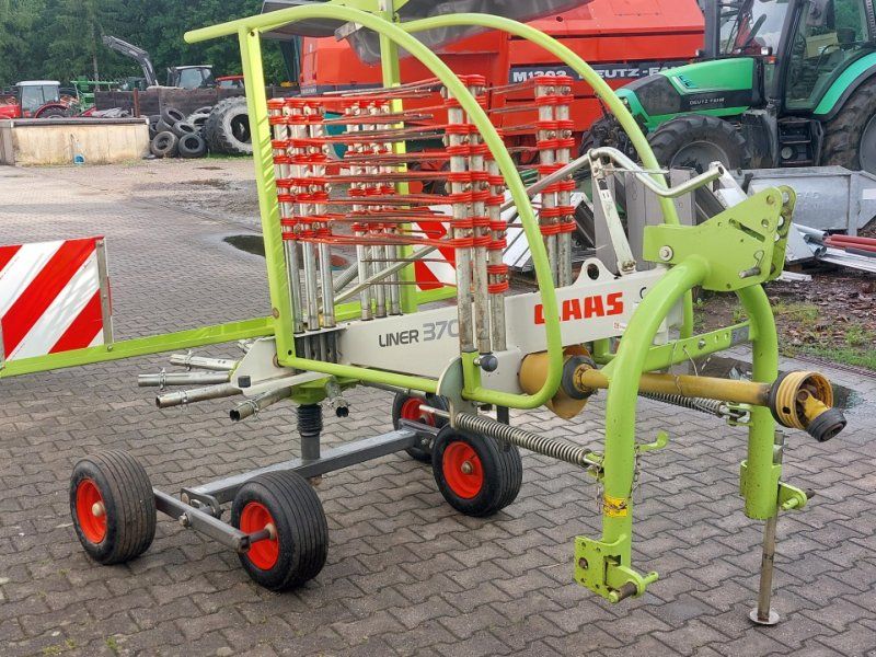 Claas Liner 370