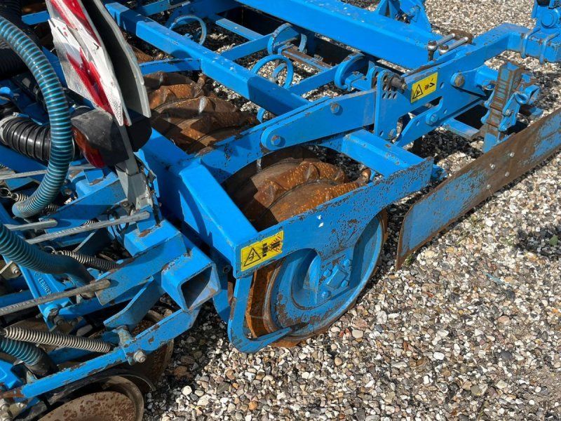 Lemken Solitair 9/400 DS Lifthængt  med Quarz harve
