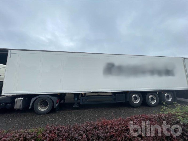 Schmitz Cargobull SK024