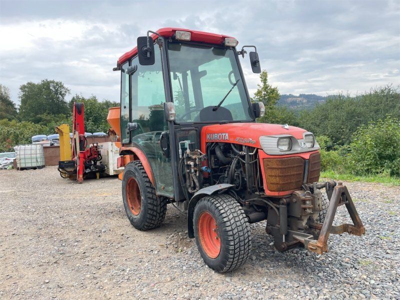 Kubota B2530