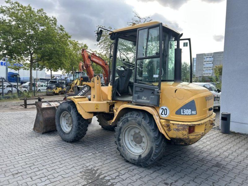 Volvo LB30 PRO