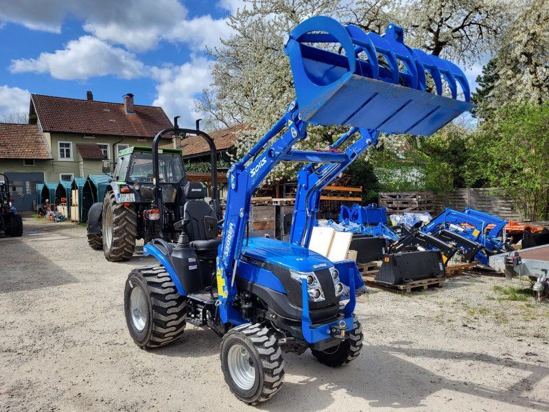 Solis 26 HST + Frontlader 3200EH + Greifschaufel  Zulassung