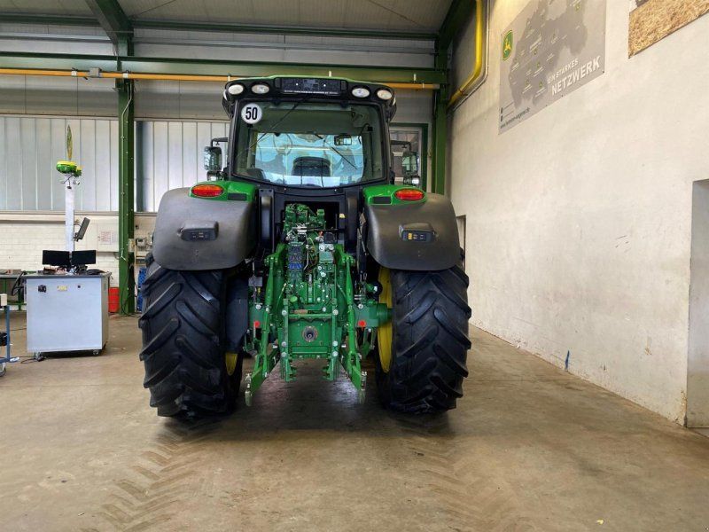 John Deere 6195R  AP