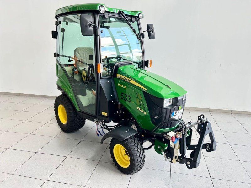 John Deere 1026R