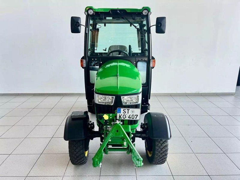 John Deere 2032R