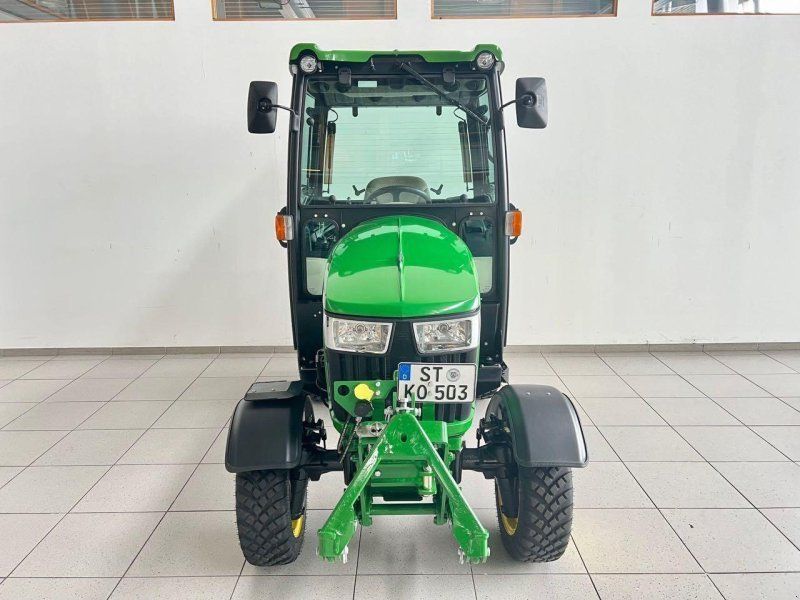 John Deere 2038R