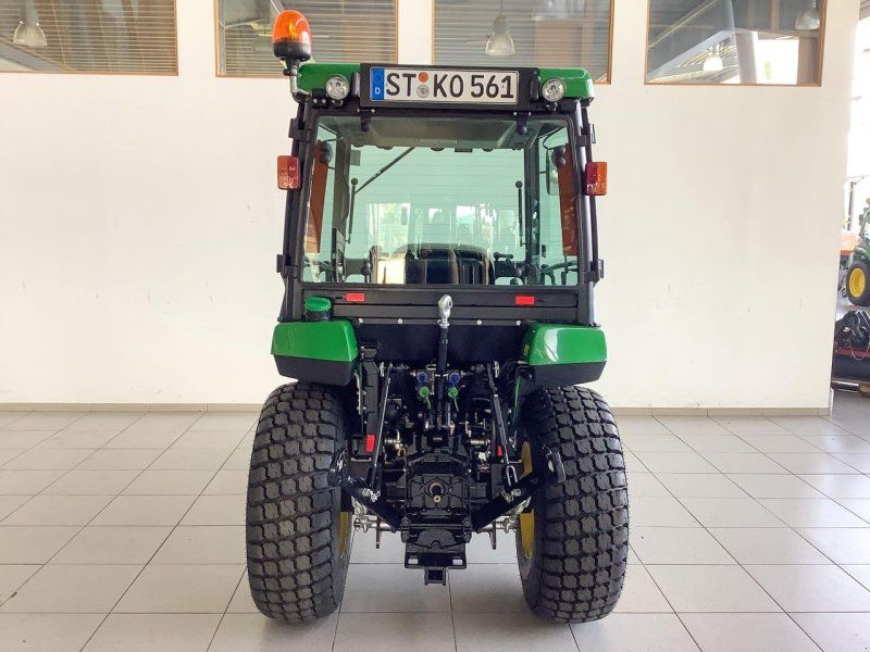 John Deere 2038R