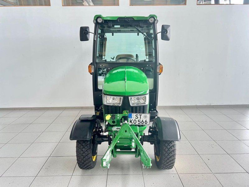 John Deere 2038R