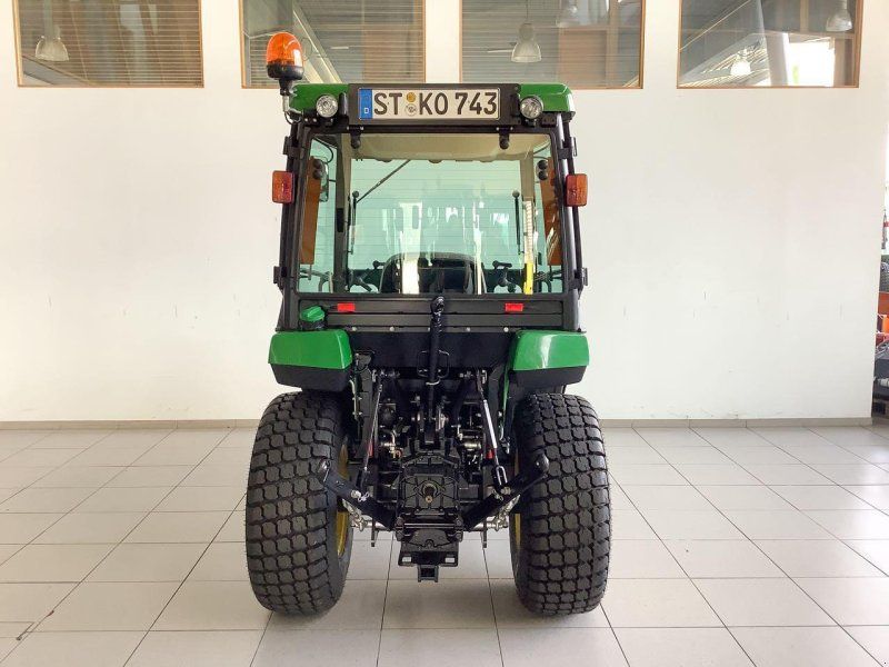 John Deere 2038R