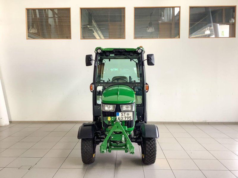 John Deere 2038R