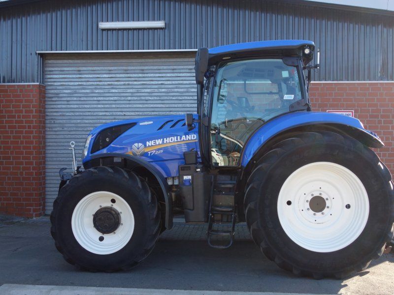 New Holland T7.225 AC