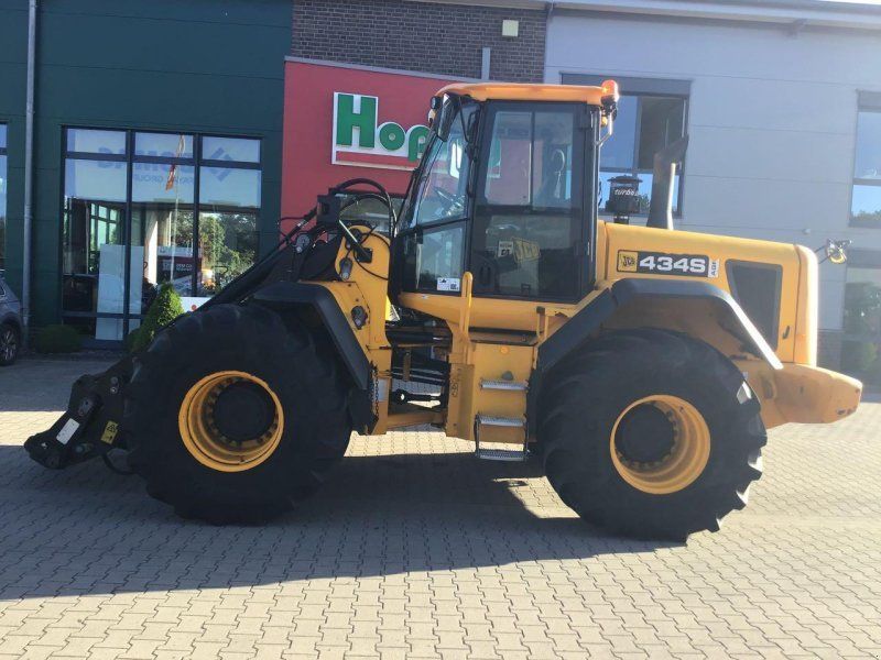 JCB 434S