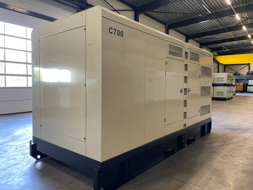 Cummins KTAA19-G6A - 700 kVA Generator - DPX-19848