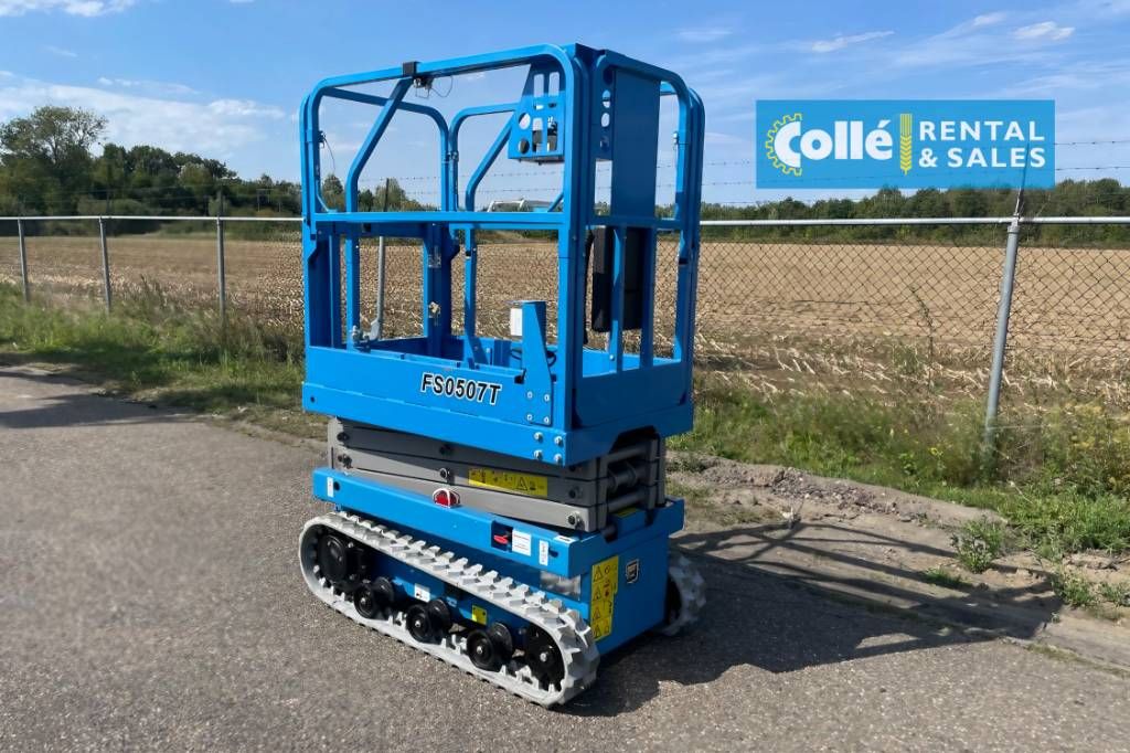 Fronteq FS0507T Tracked Scissor Lift | 2025