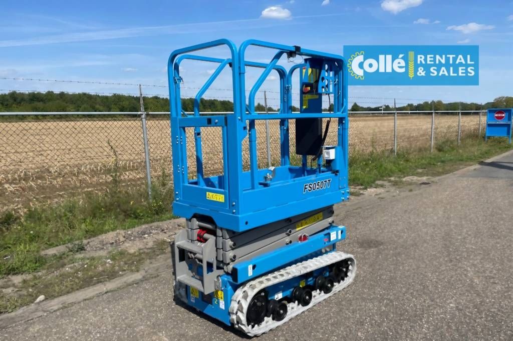 Fronteq FS0507T Tracked Scissor Lift | 2025
