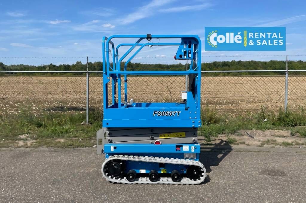 Fronteq FS0507T Tracked Scissor Lift | 2025
