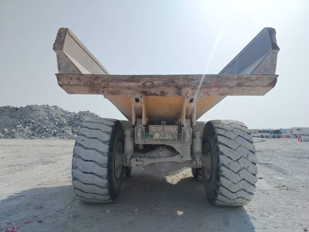 Komatsu HM400-3R (4 pieces available in Abu Dhabi)