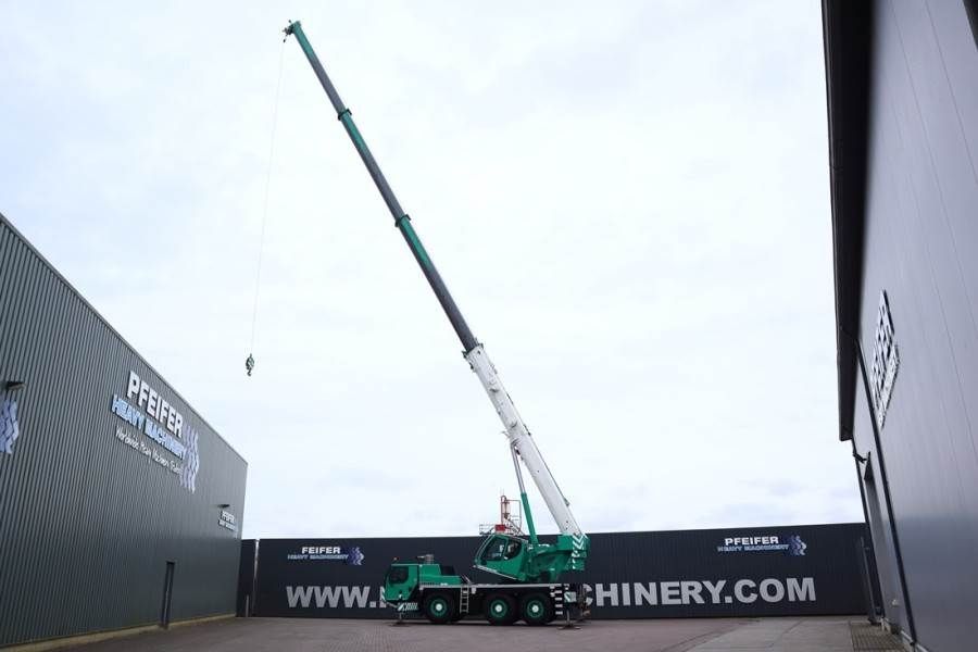 Liebherr LTM1050-3.1 6x6x6 Drive, VarioBase, 50t Capacity,