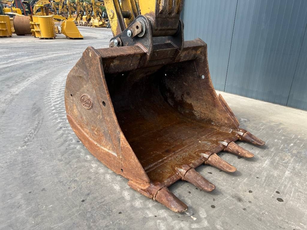CAT 325C LN ME