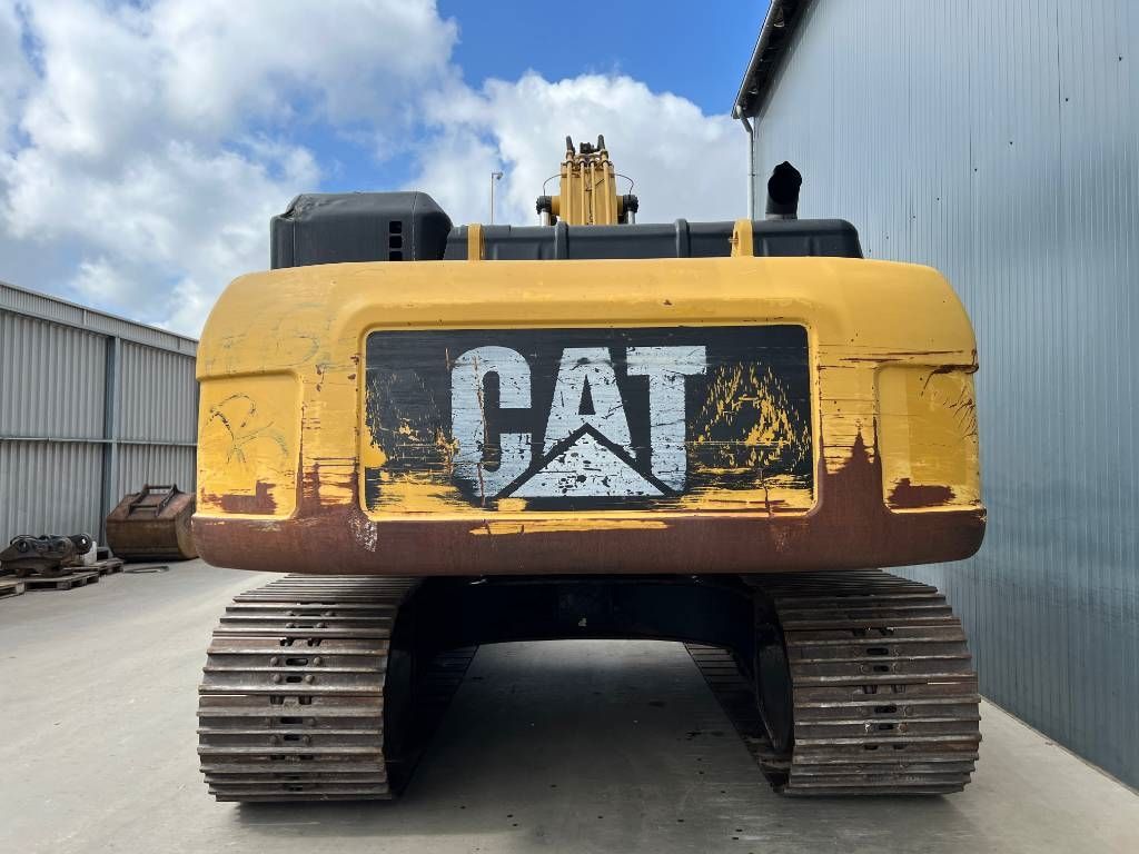 CAT 330D L