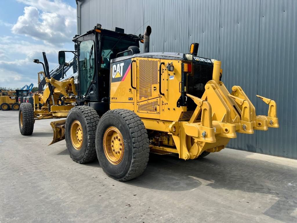 CAT 140M