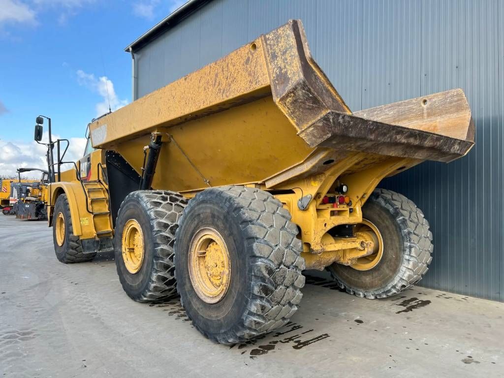 CAT 735 | 735B