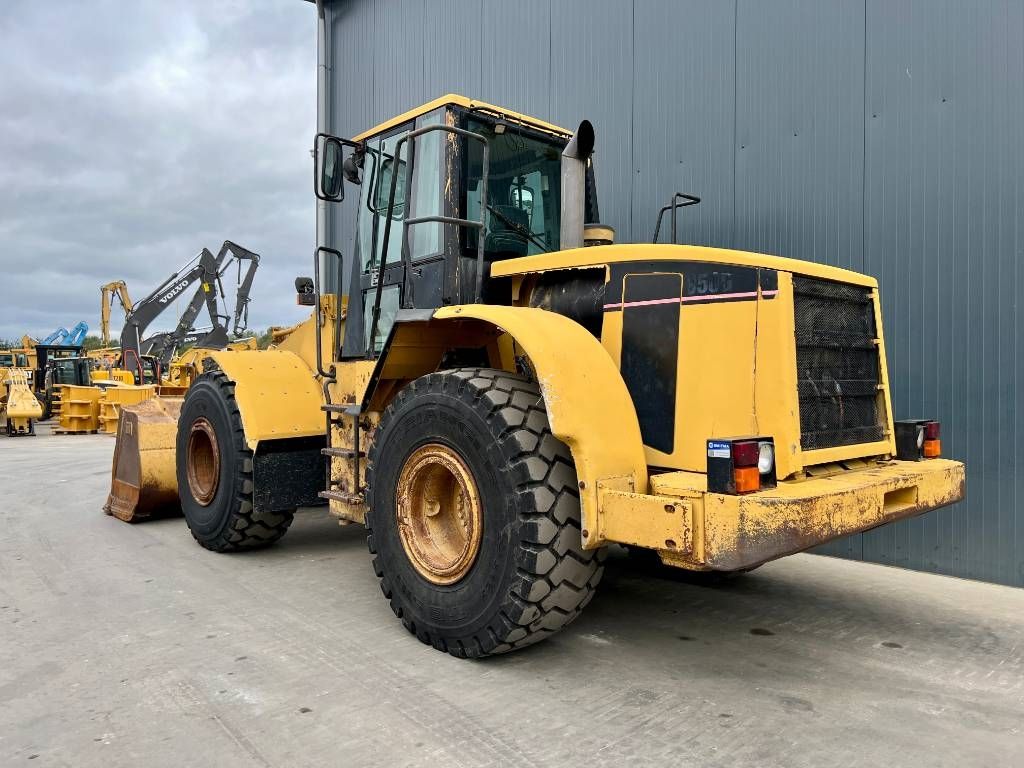 CAT 950G