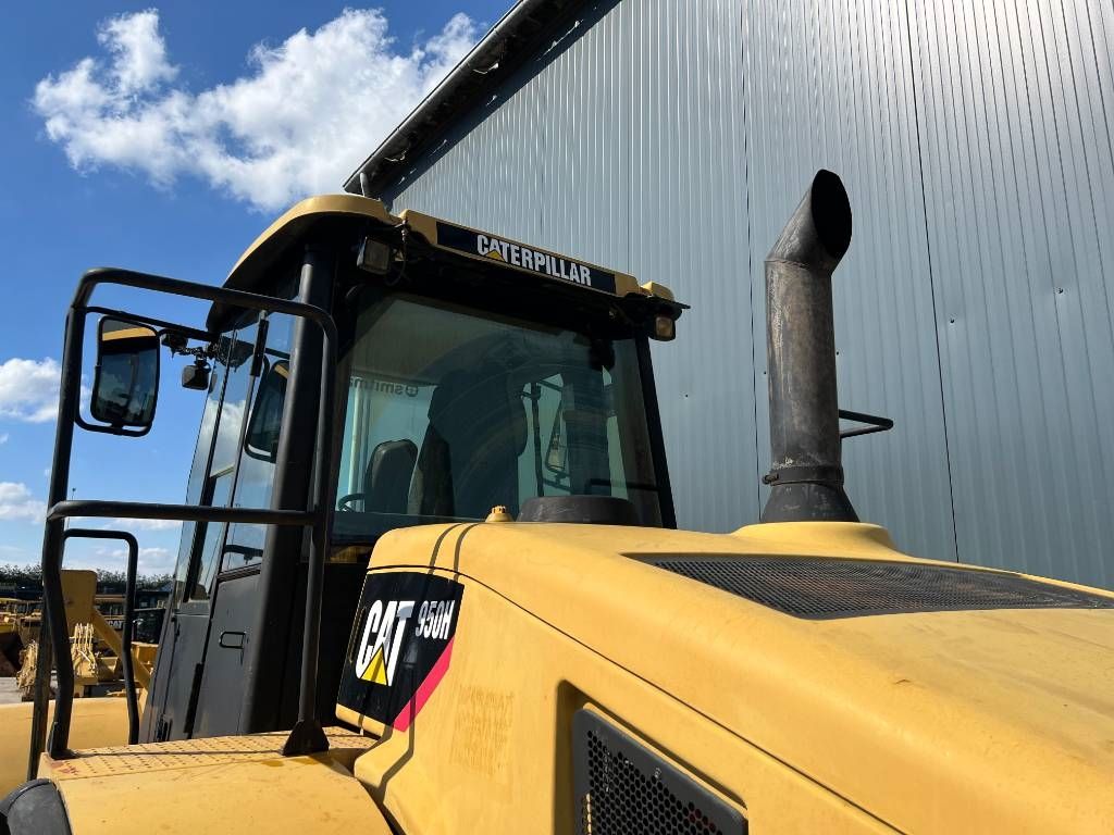 CAT 950H - Full steering - 3rd valve